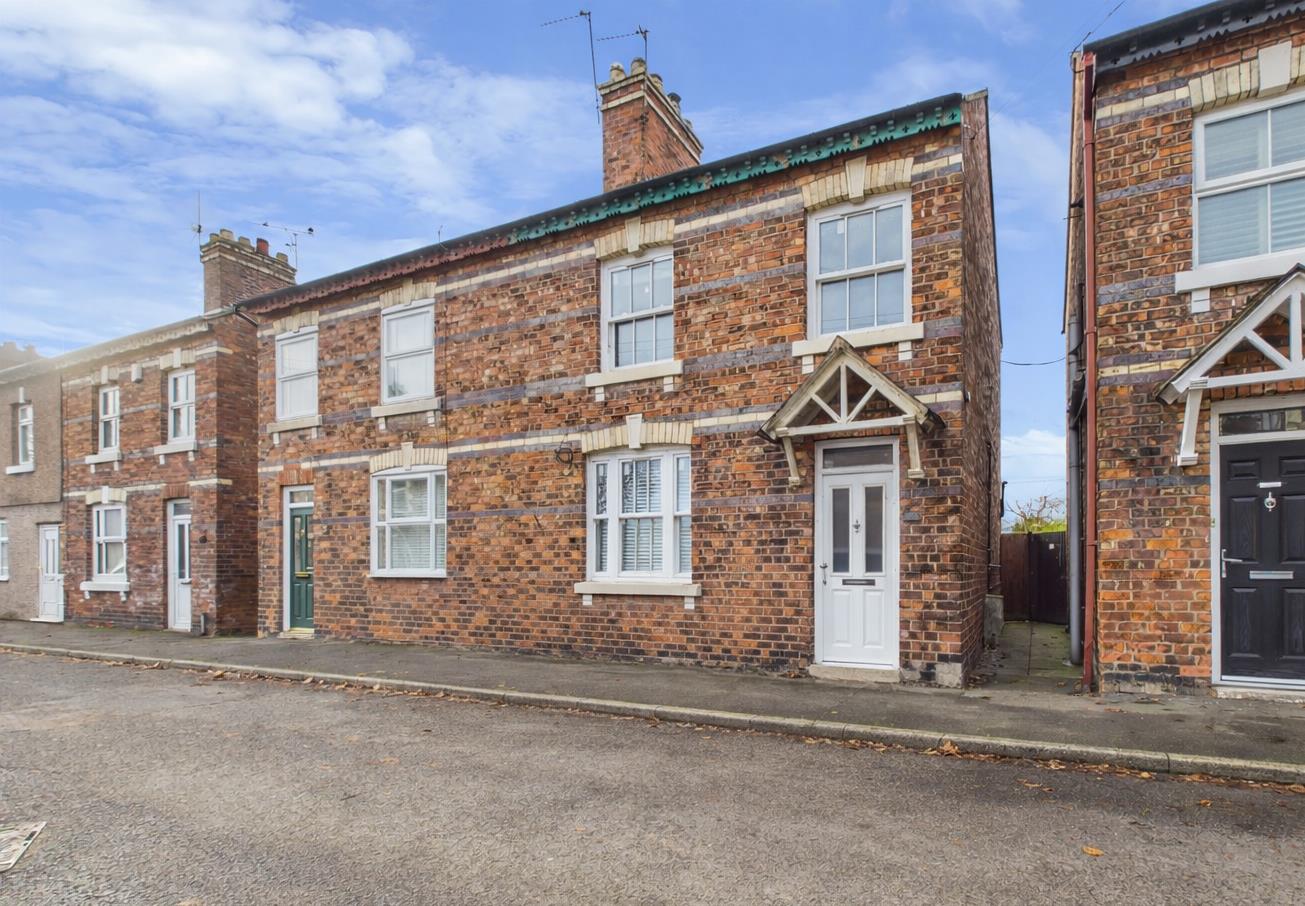 15 Station Road, Shrewsbury, SY4 5BQ To Let